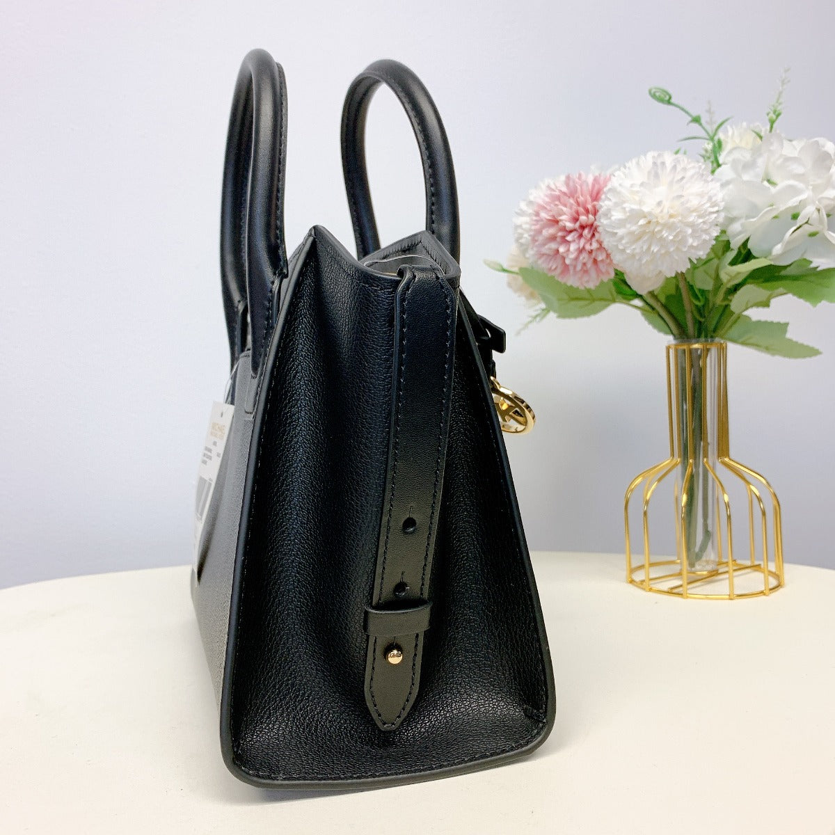 MICHAEL KORS 35F1G4VM2L Avril Small Leather Top-Zip Satchel IN BLACK MICHAEL KORS 35F1G4VM2L Avril Small Leather Top-Zip Satchel IN BLACK